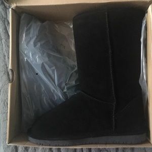 Emma Black Boots Bearpaw